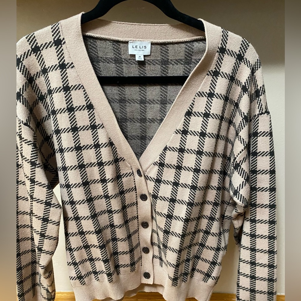 Le Lis Houndstooth Knitted Cami & Matching Cardigan Sweater, Size Medium - Picture 2 of 5